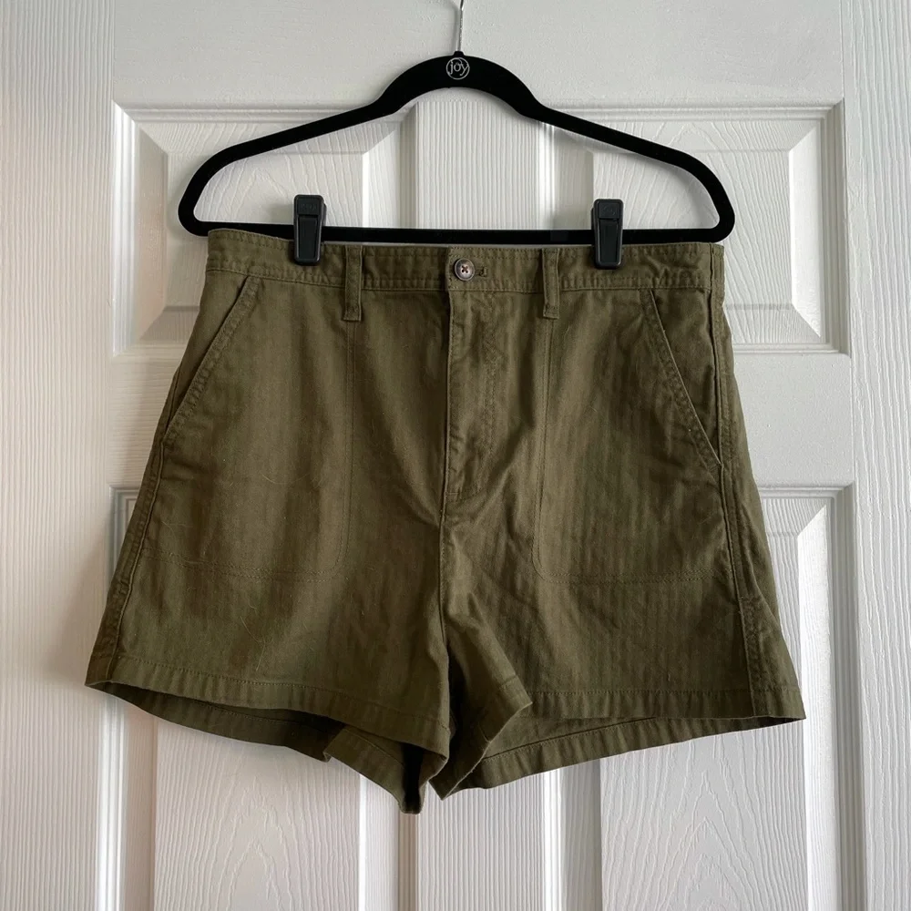 Madewell Olive Camp Shorts - Picture 3 of 5